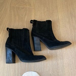 Dolce Vita Black booties